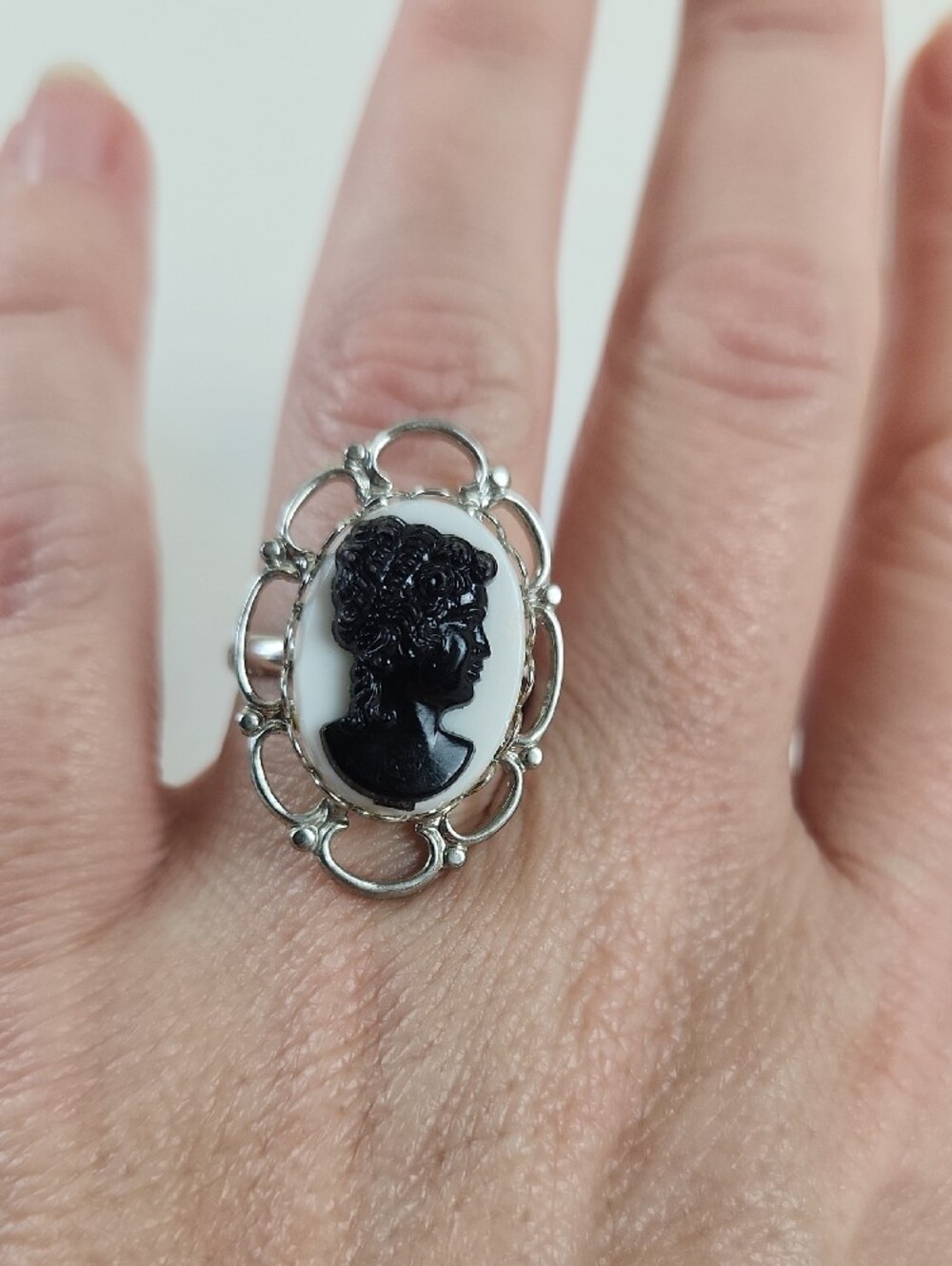 Vintage-Inspired Black & White Cameo Ring - Adjustable- Women's Jewelry